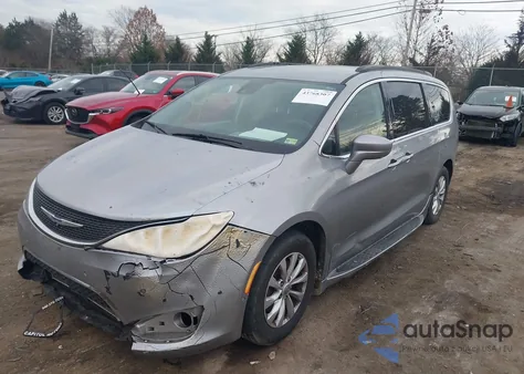 2019 Chrysler Pacifica Touring Plus from USA, damaged, VIN 2C4RC1FG5KR737910